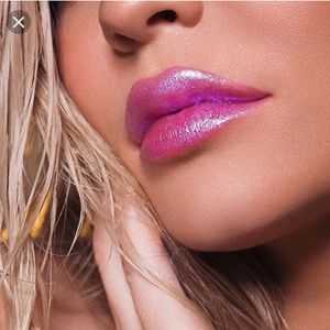 Kylie Jenner Holo Lipgloss